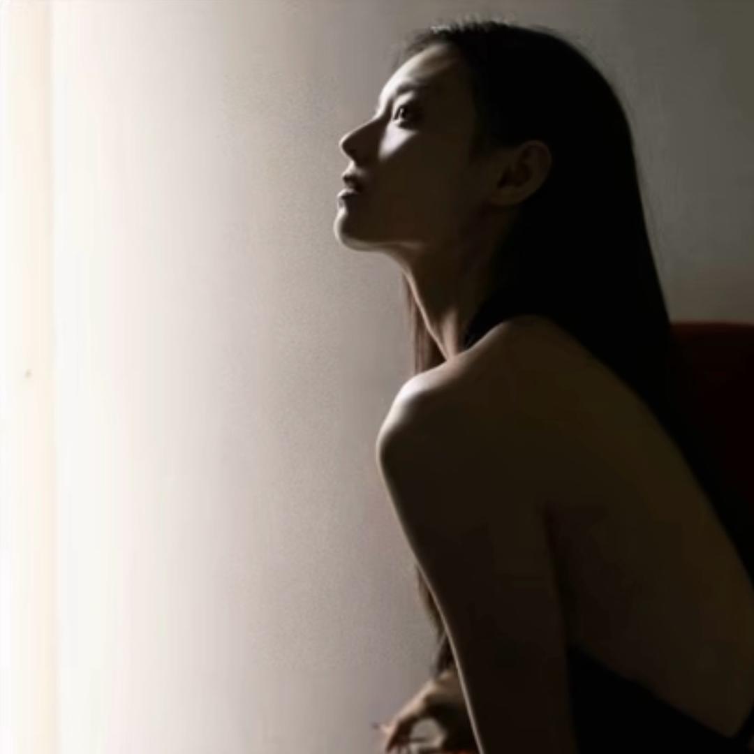 21岁离婚小妈