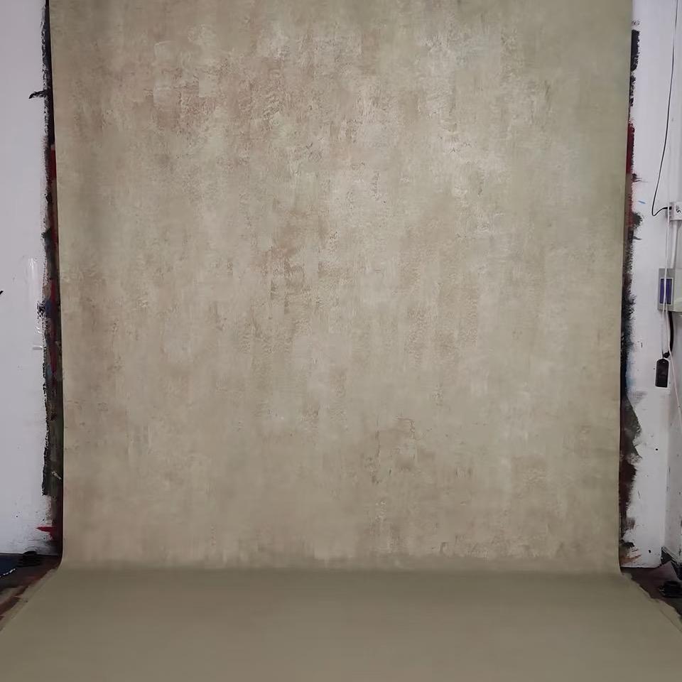 依依