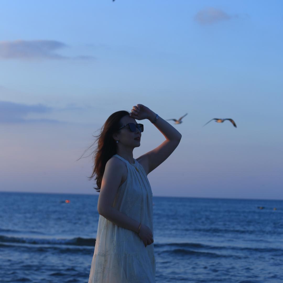 A、  大ღ 莹ૢ ✨