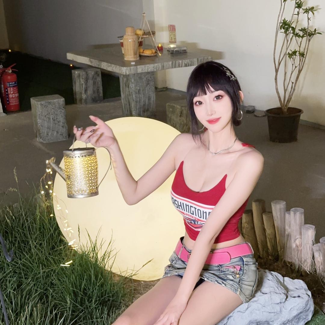远近雯名.
