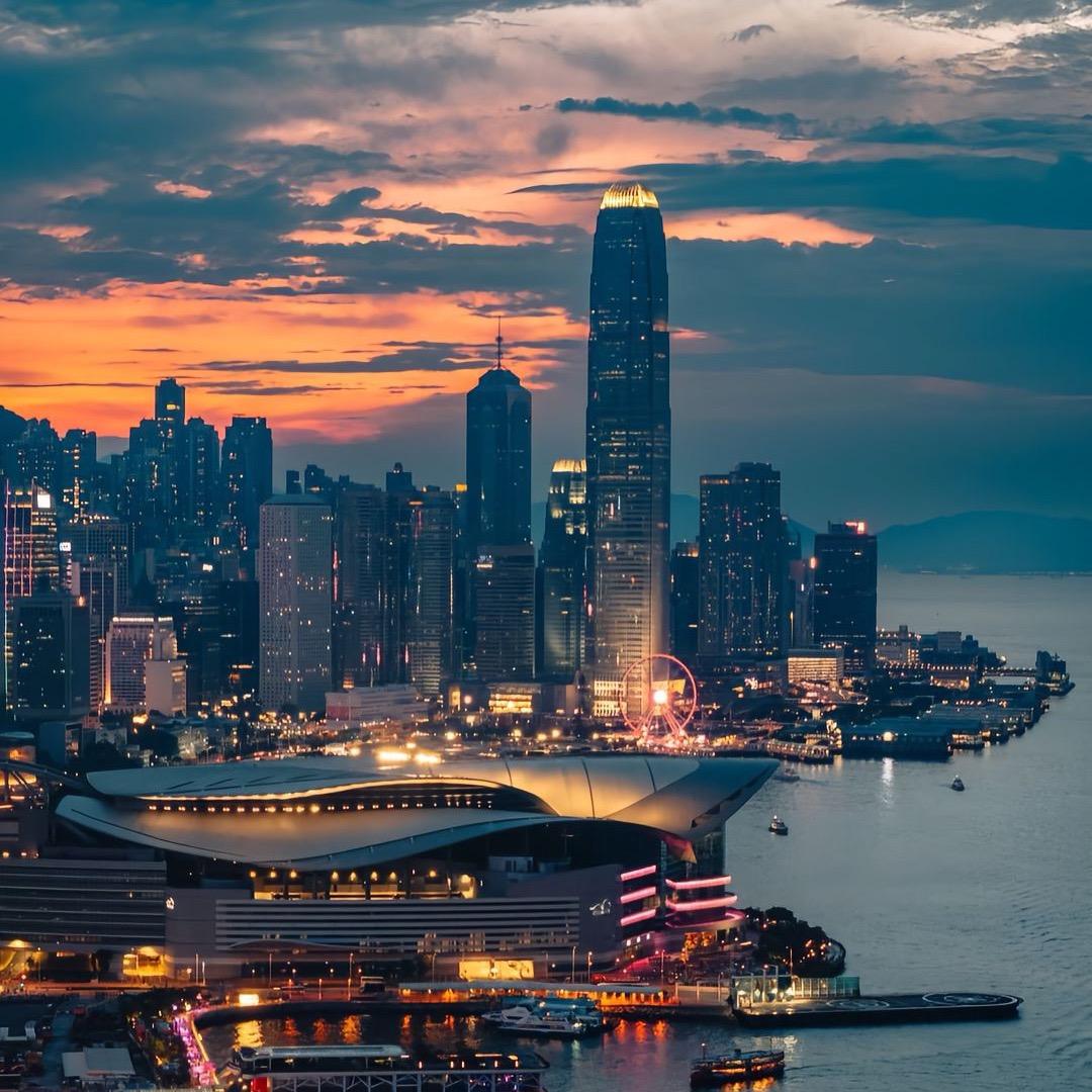 香港DC轻奢服饰