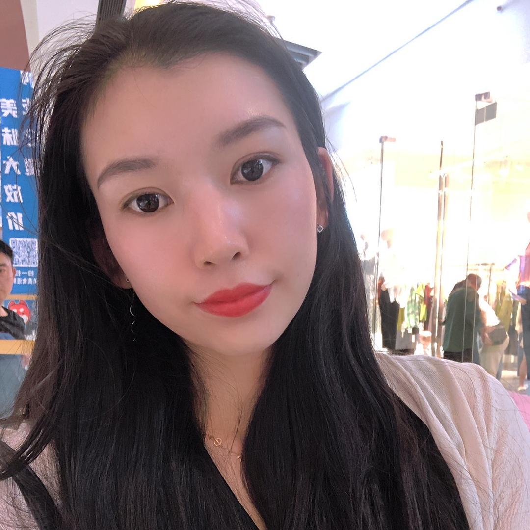 富源酸菜脆皮猪脚特色火锅