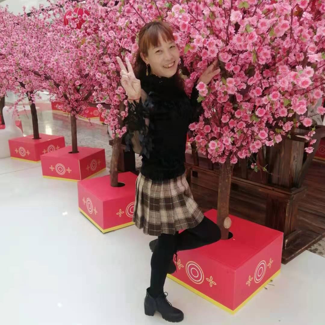 谭姐。