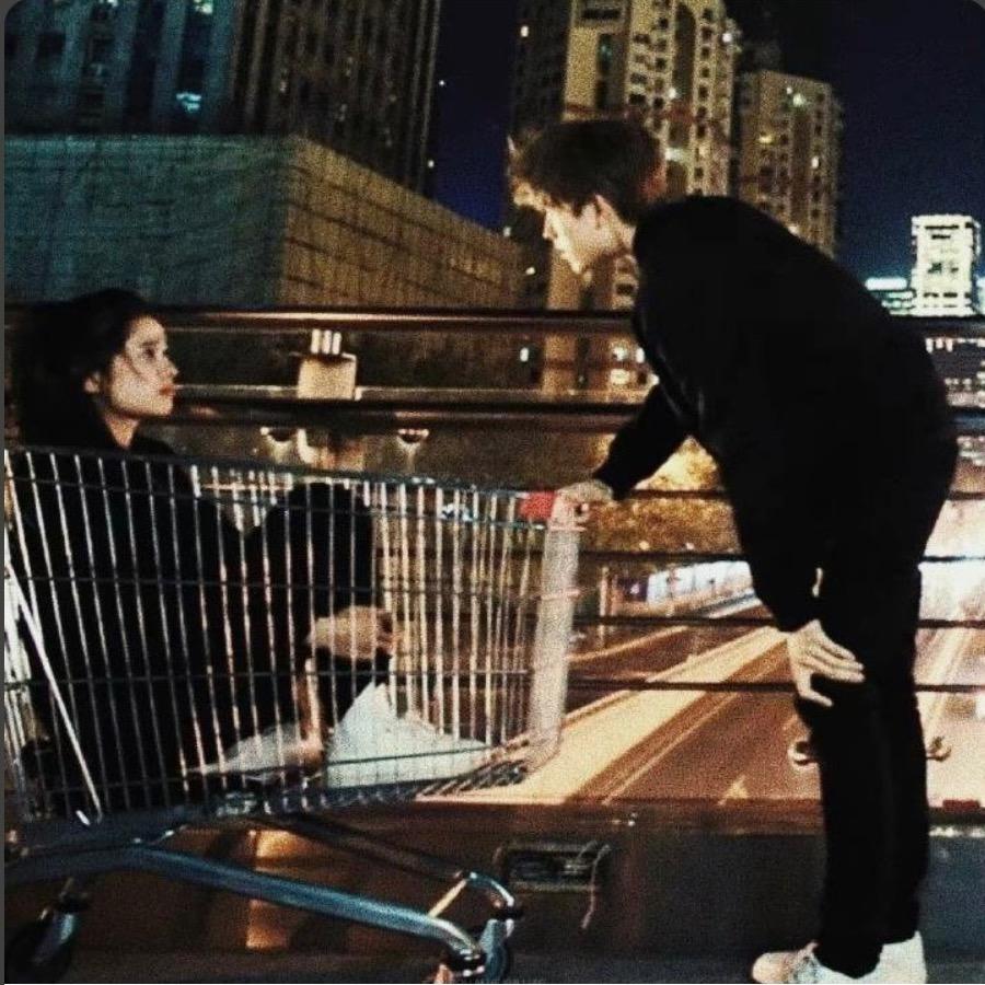 梦里花落知多少