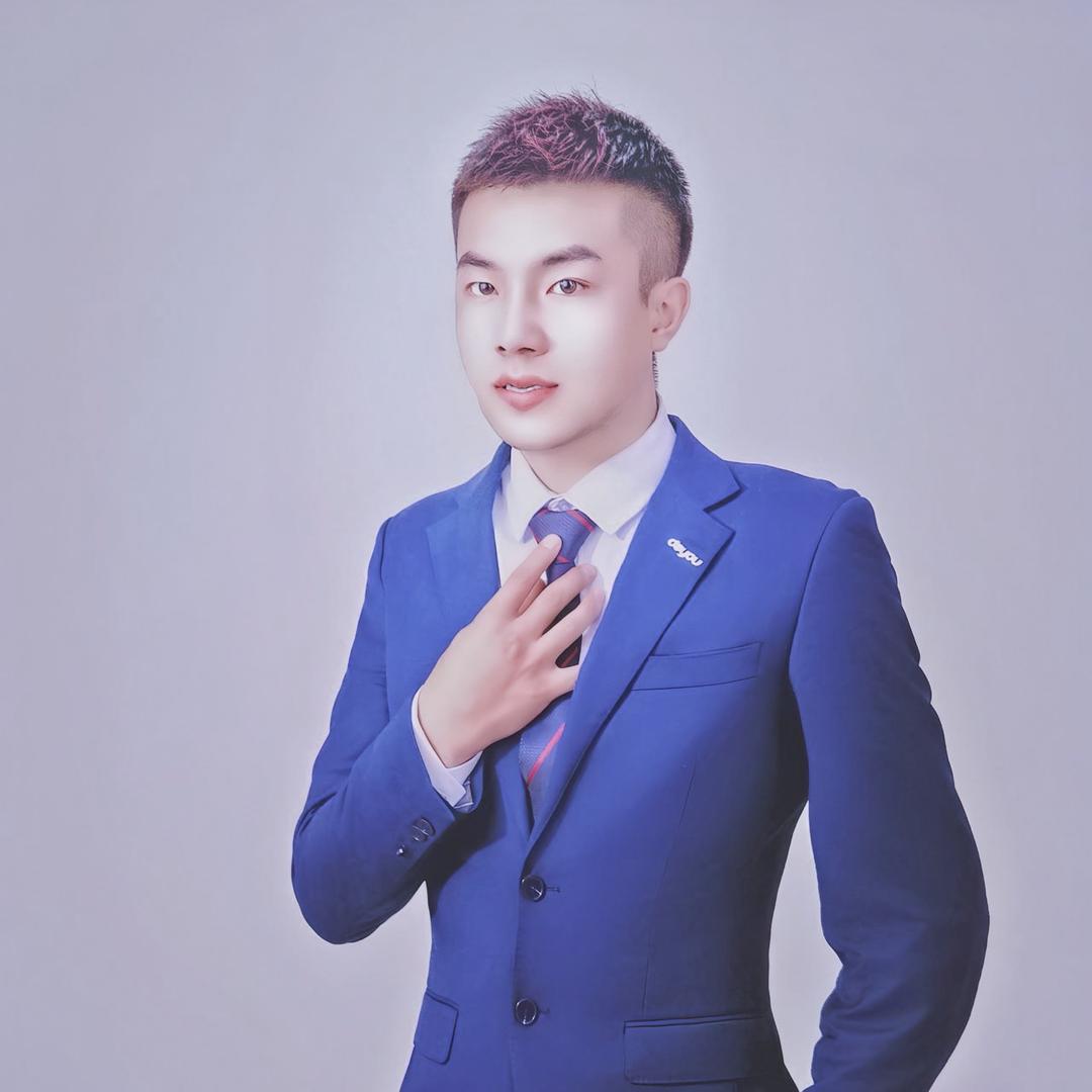 小何很靠谱