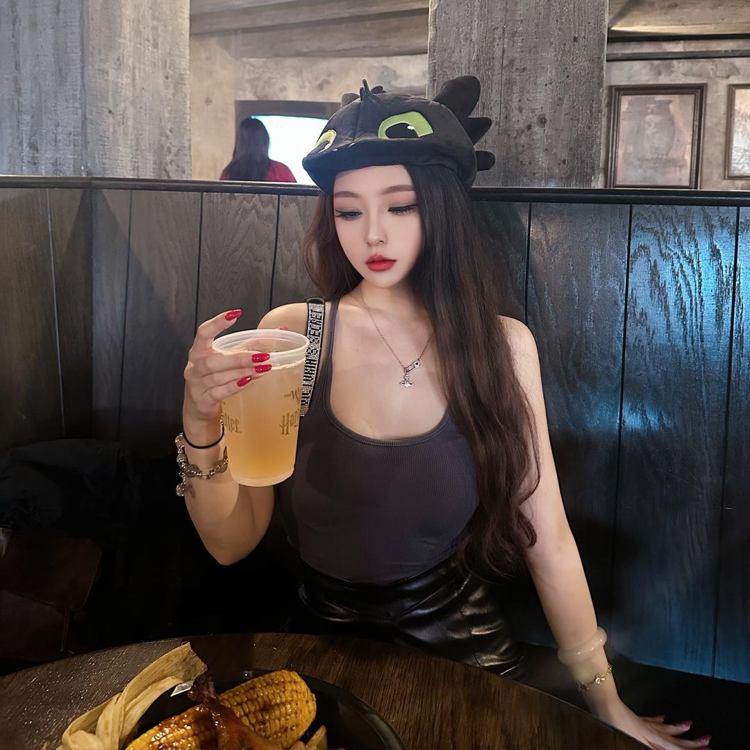 尹尹