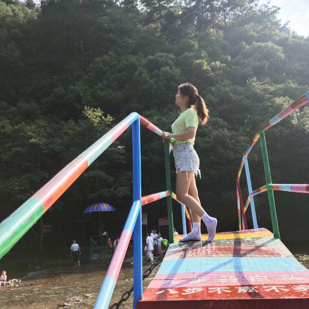 陈素芳百货女装