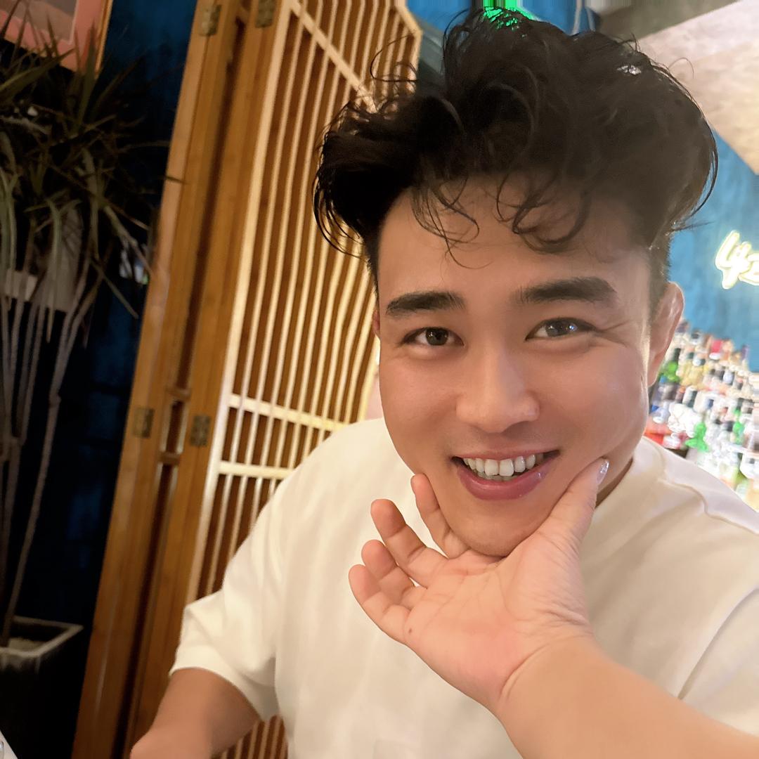 会摔跤的小刀哥@抖音