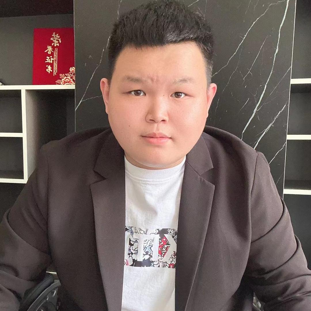 沈抚小胖仔看房