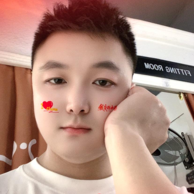 小白…………