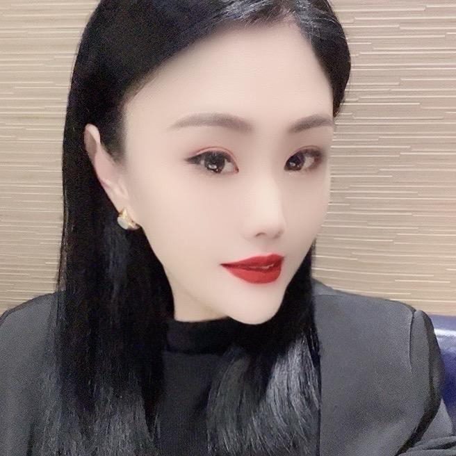 💕 爱笑的微微 ✅👈