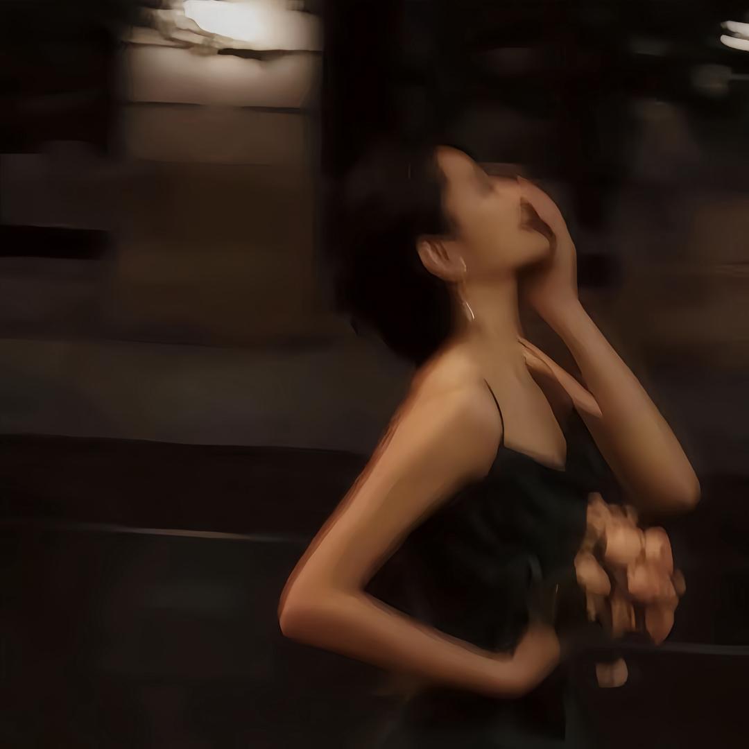 崽崽.