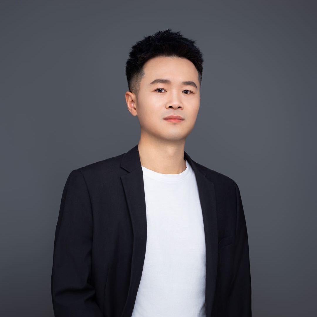 西安专注烫发吴鹿鸣