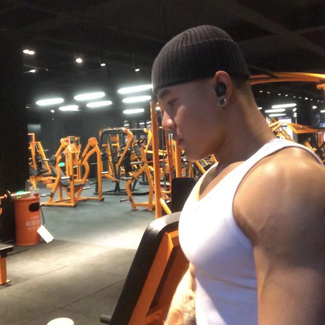 🍔🏋️😴💪🚴