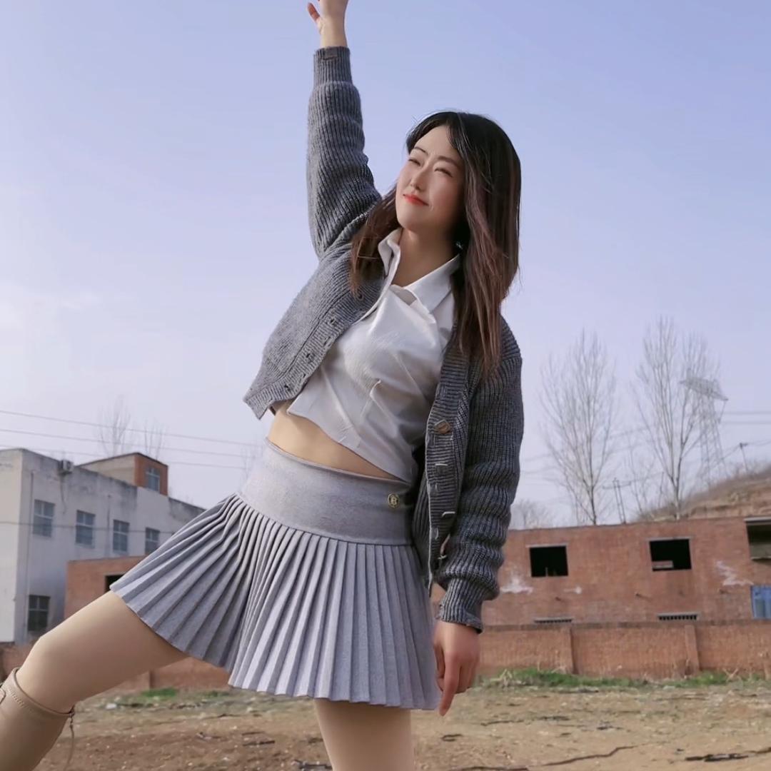 洛阳一婷
