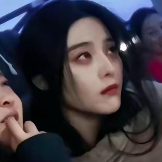 不胖白富美