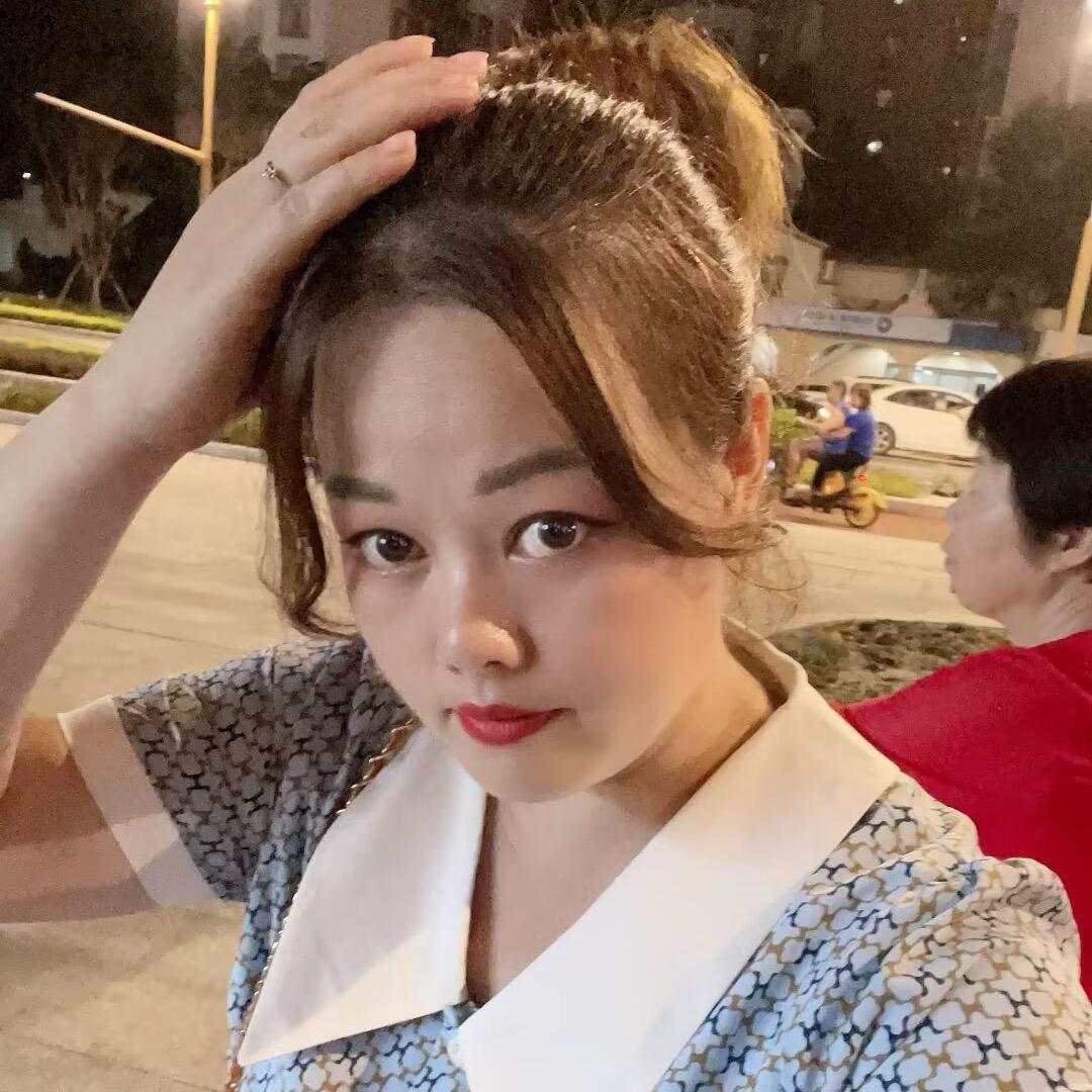 利姐💋💃