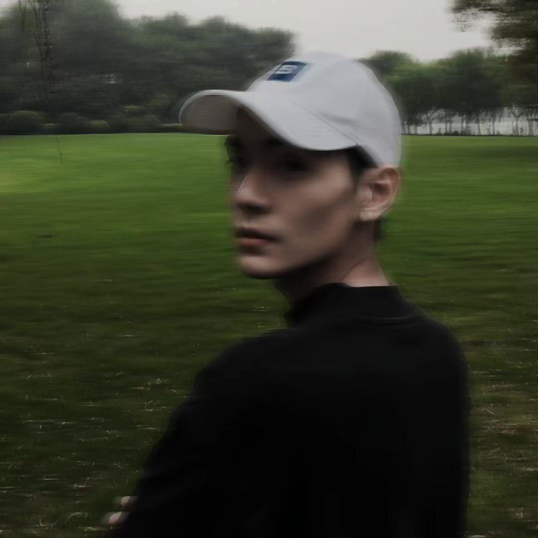 没有自信的帅哥