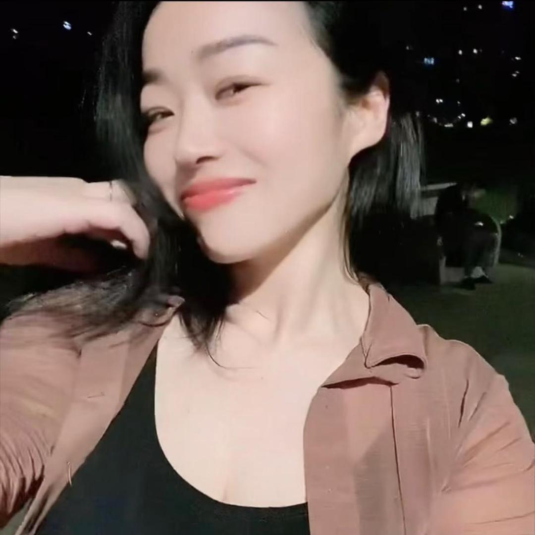 露宝💋