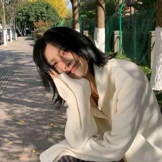 JCCC影子(时尚穿搭)