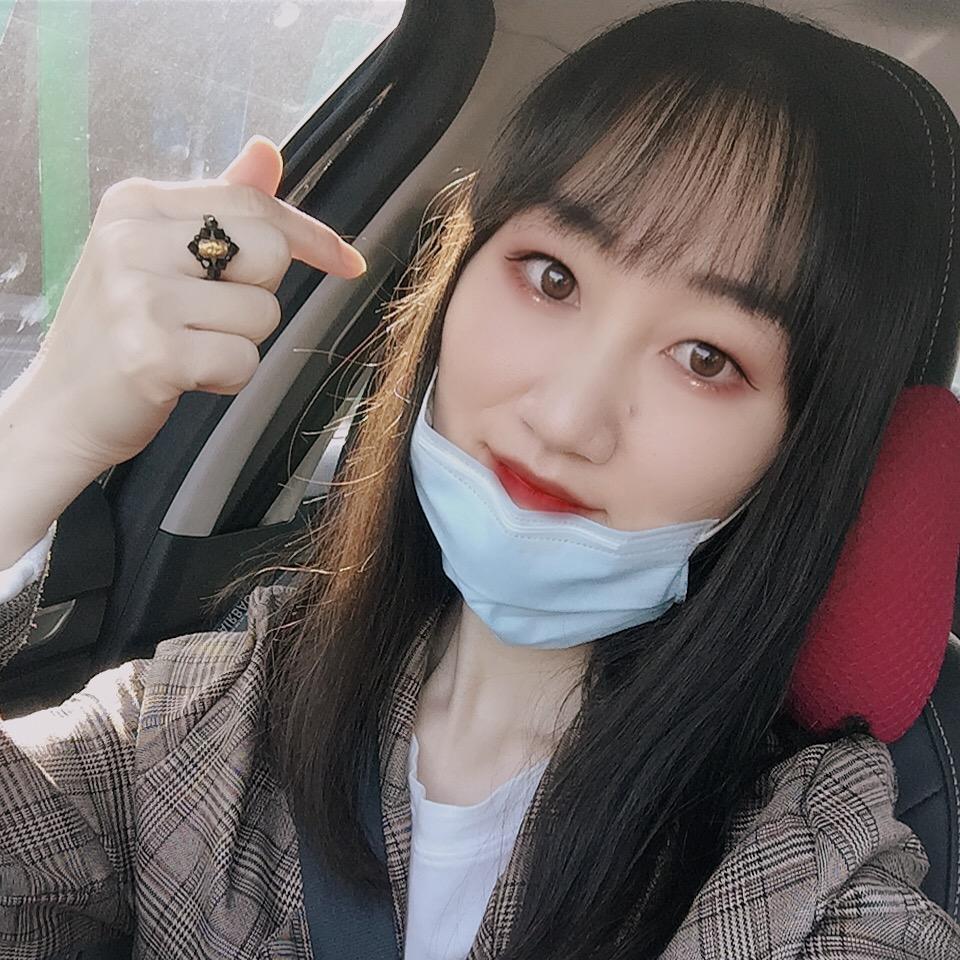 小美💄、