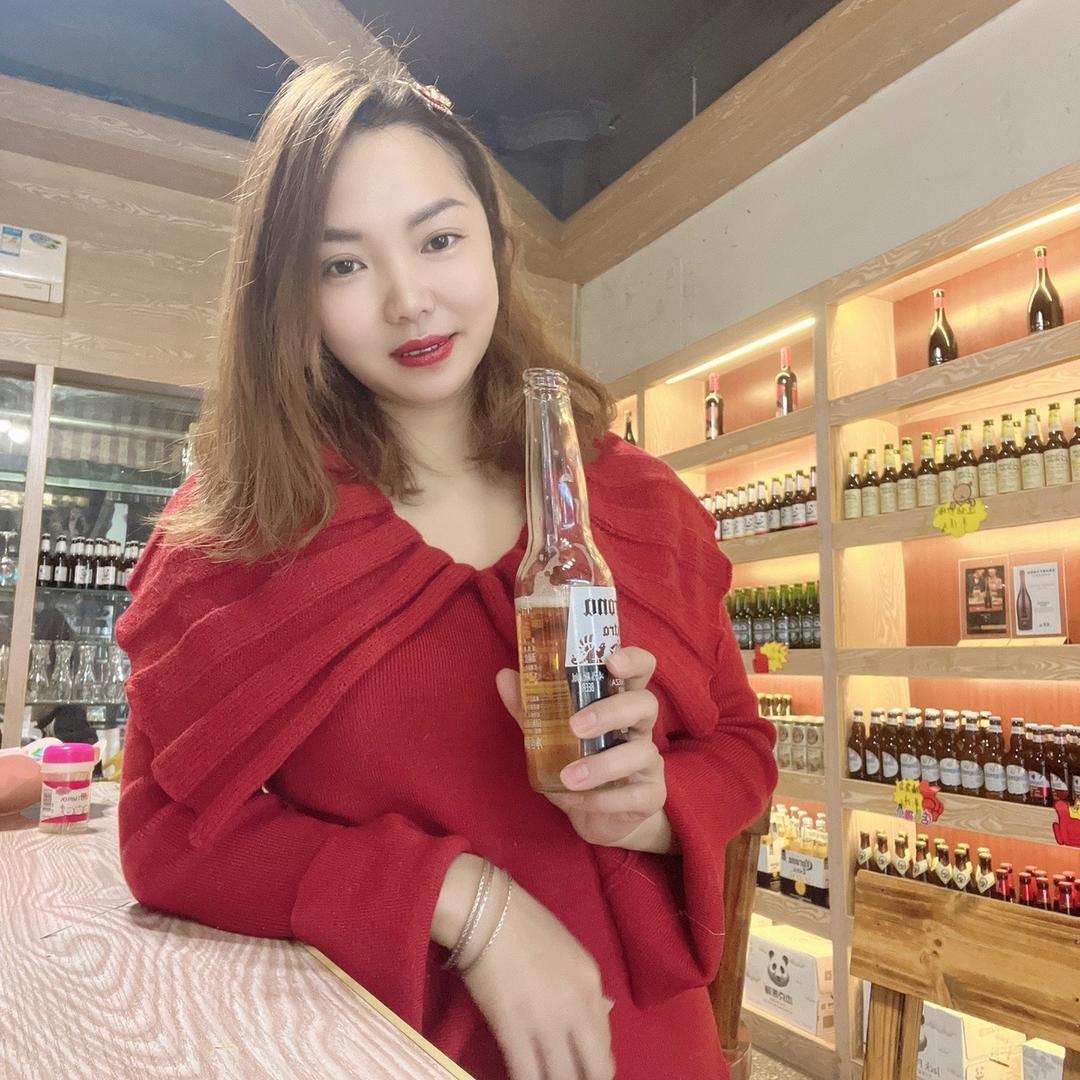河池优赞酒库小谢