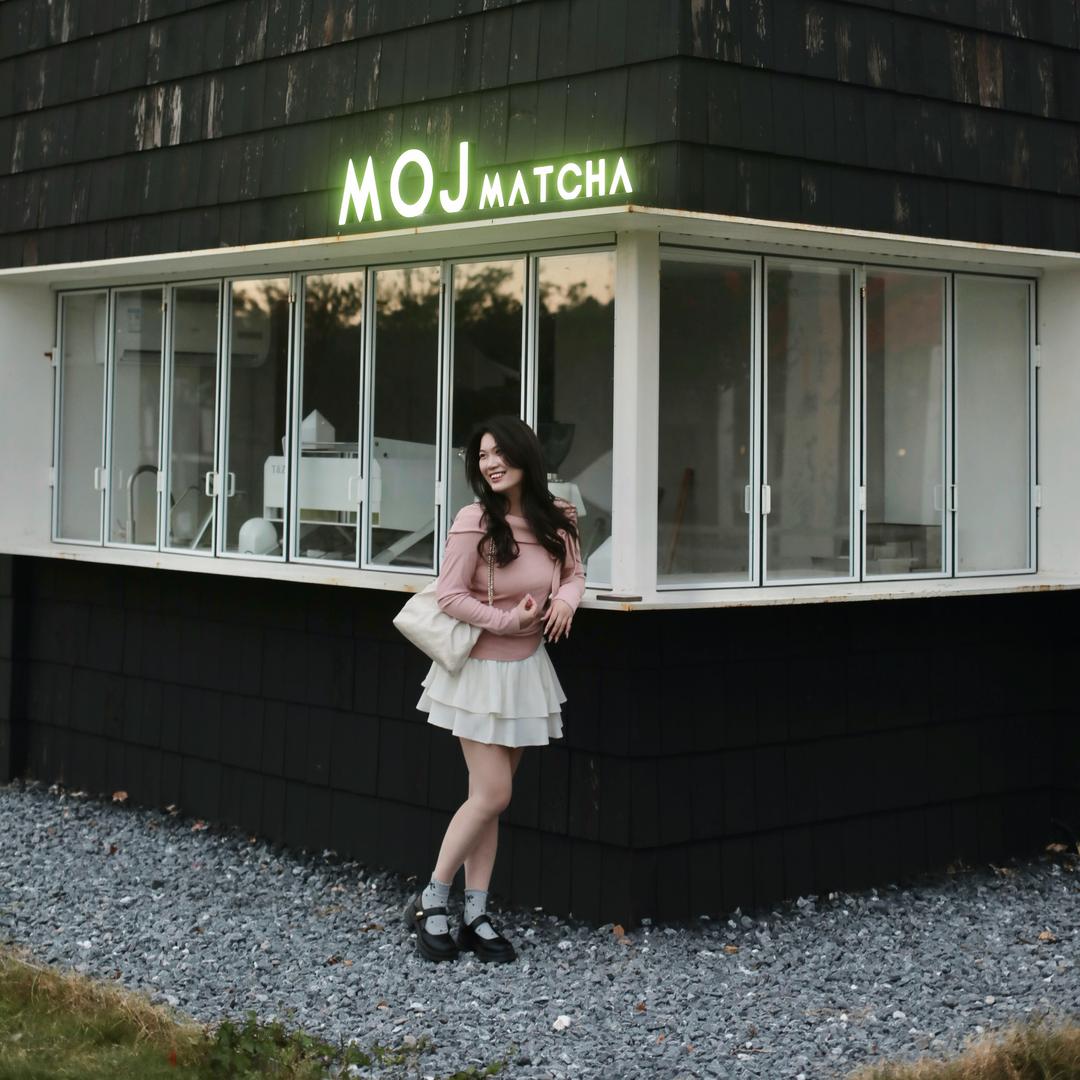 今遇婚纱化妆师～艺涵（努力涨粉中）