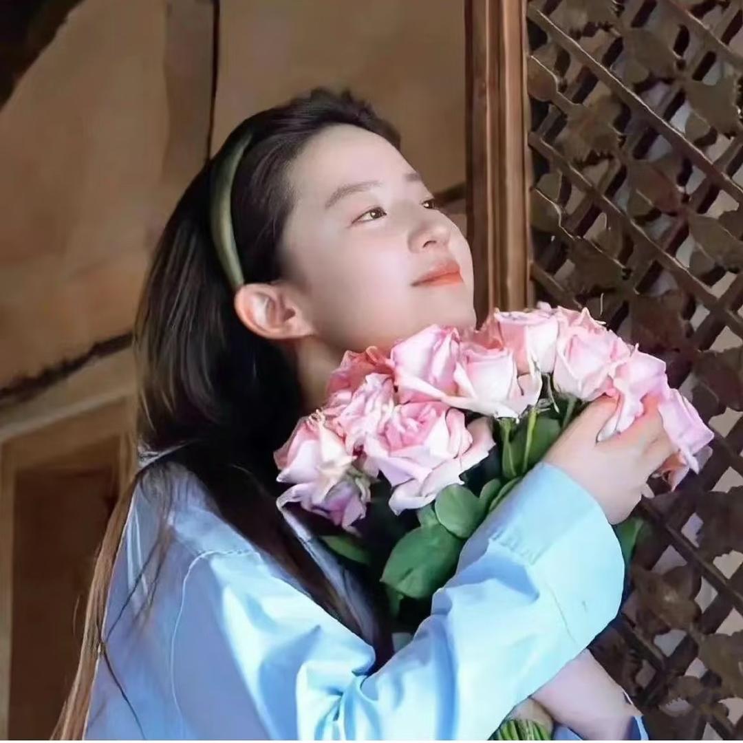 🌈小奶喵爱睡懒觉