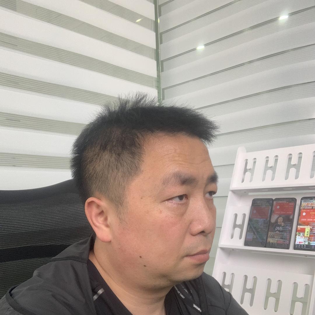 杰哥玩AI