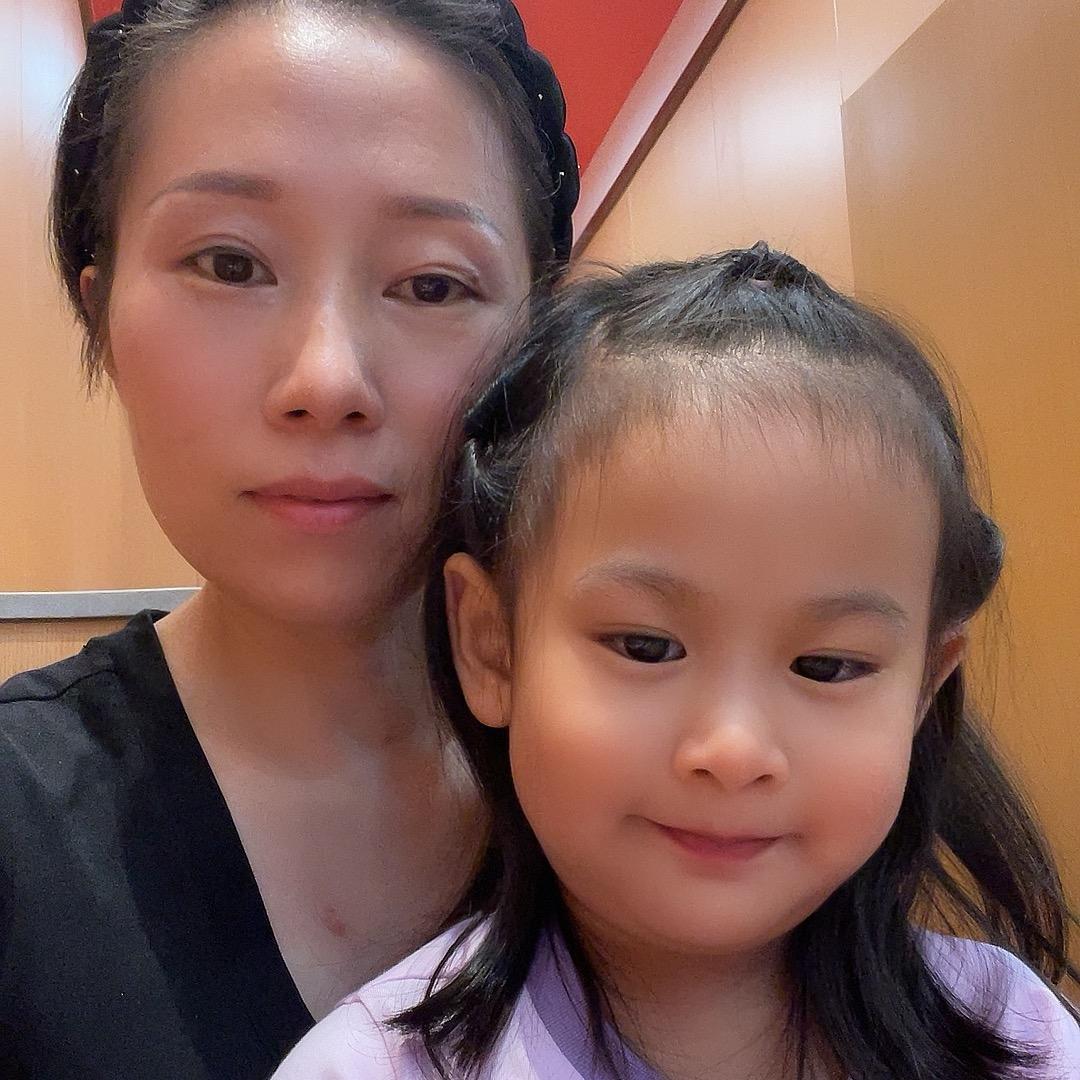 妮妮妈