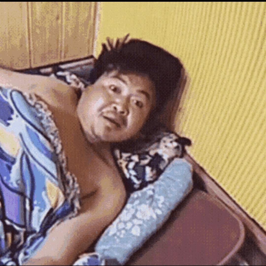 龙龙爱吃弯勾