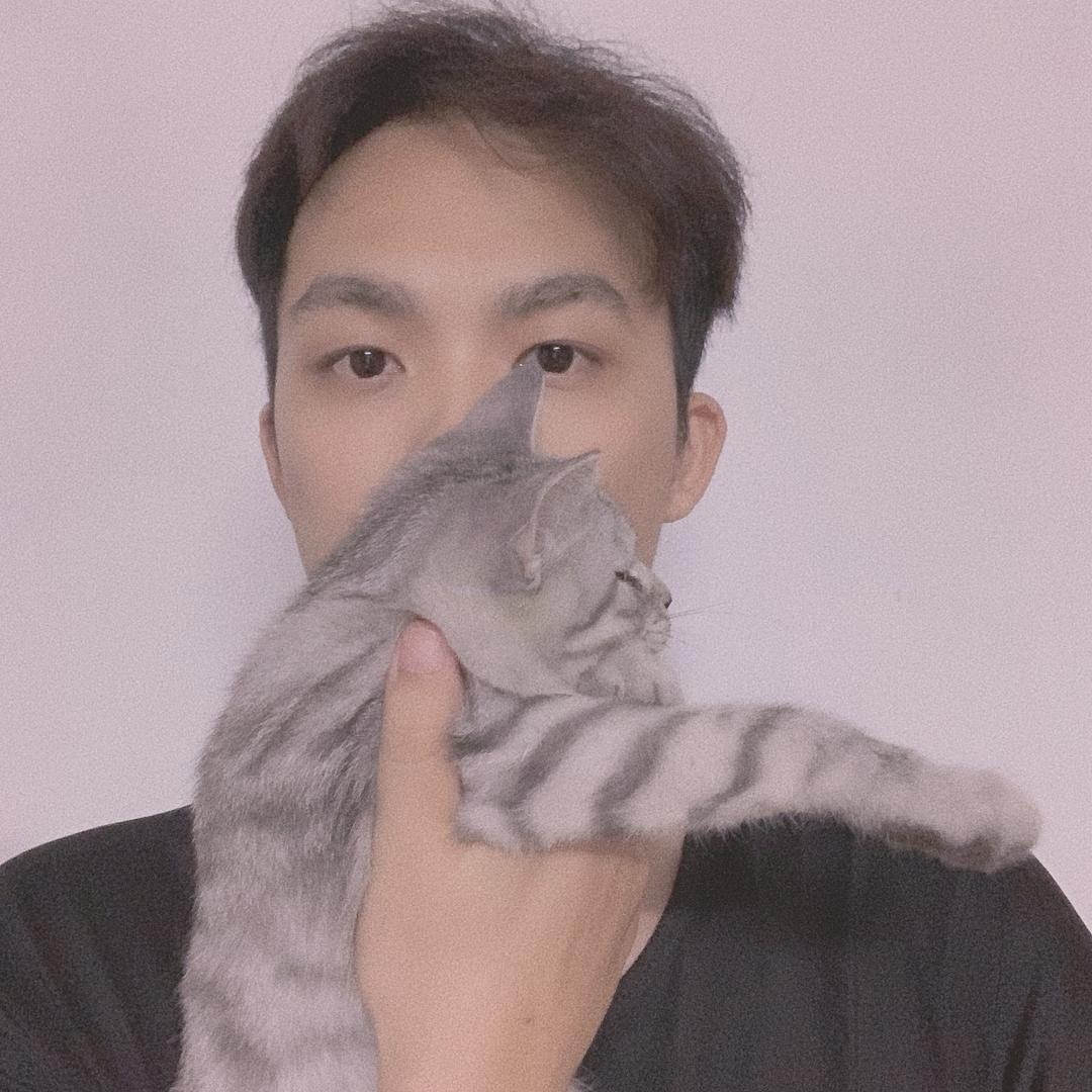 自律的人。