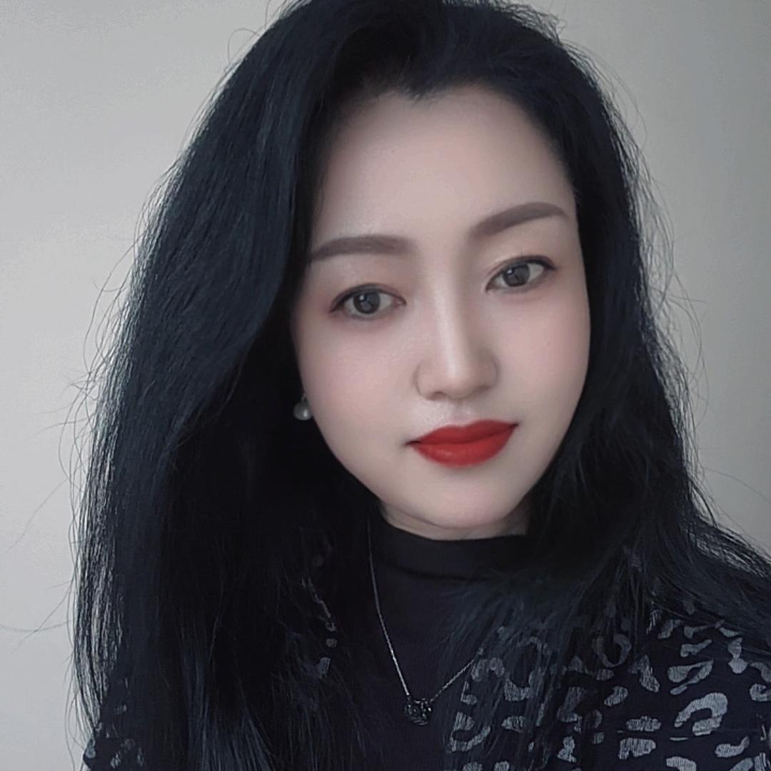 单眼皮.鞋服坊