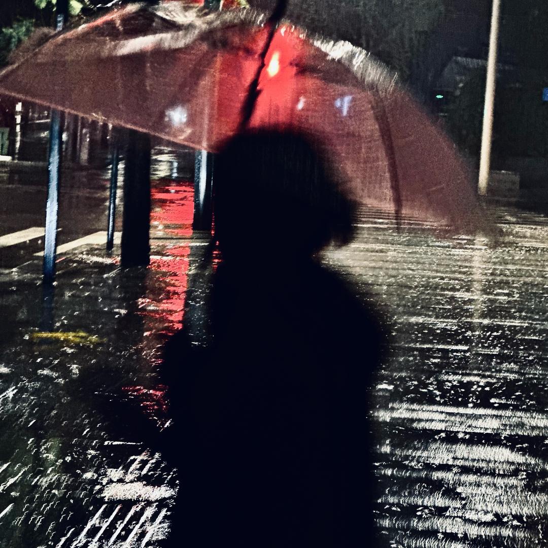 “侧脸”