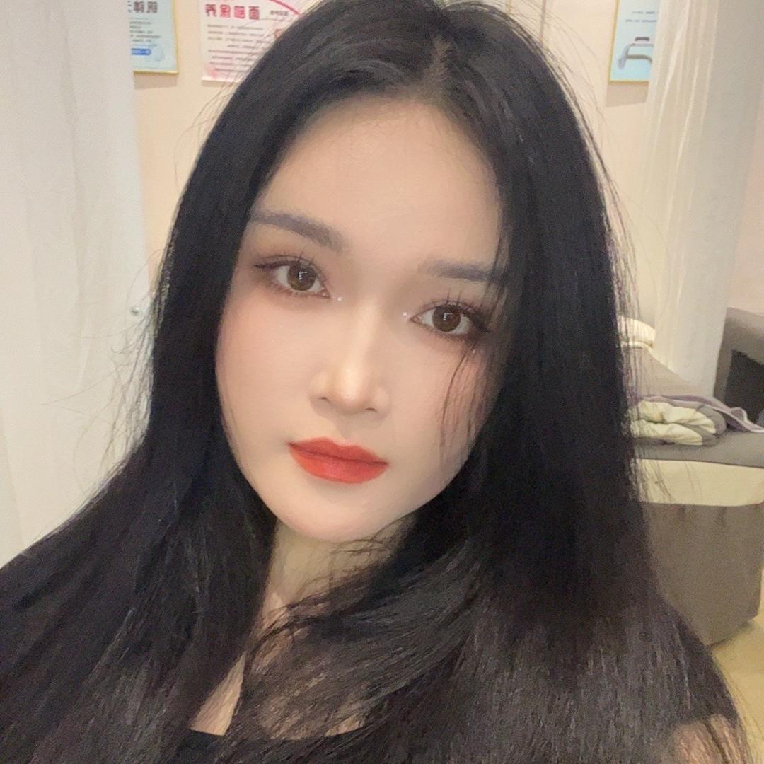 大化时尚芭莎女装店