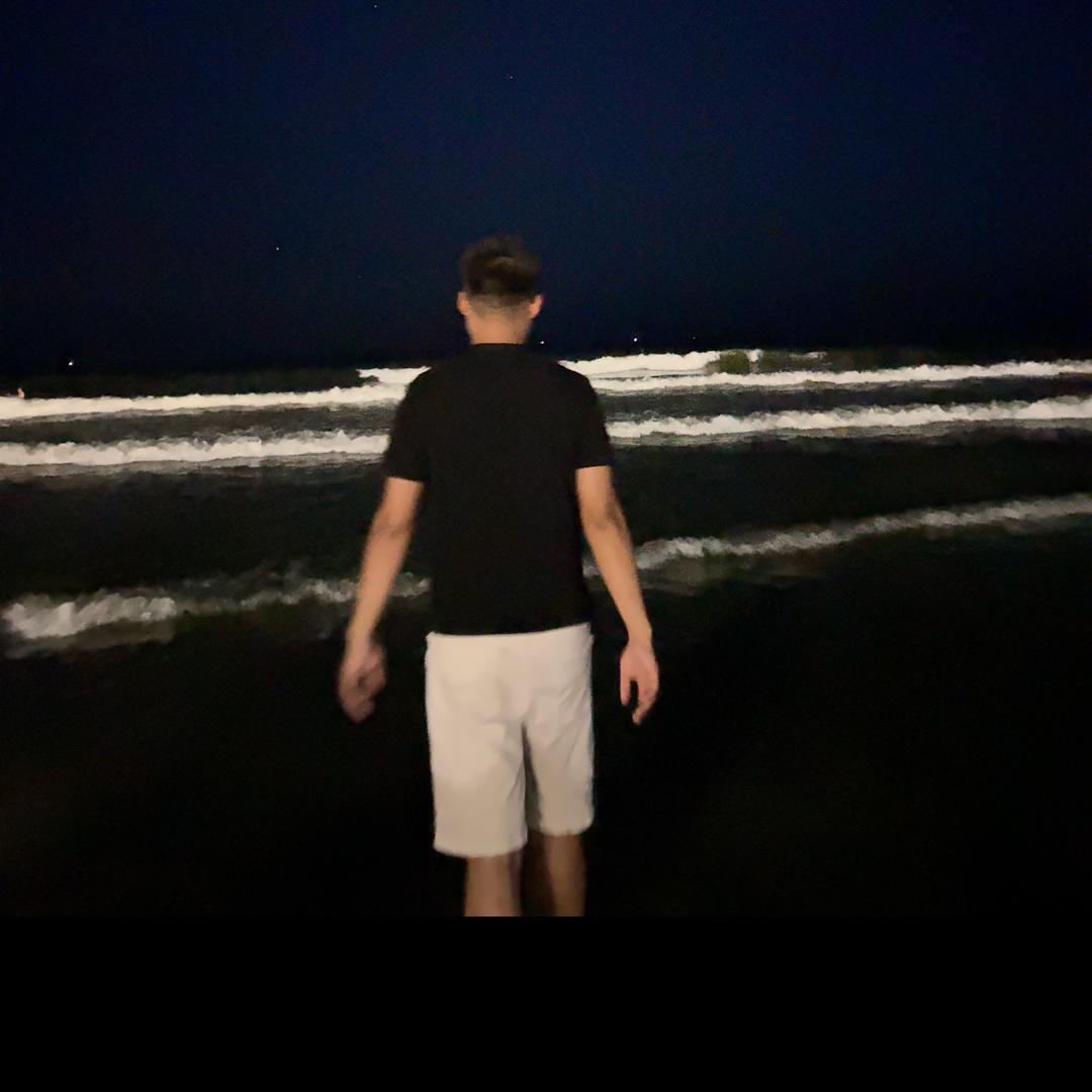 A大邑引力名车俱乐部创始人-韩波