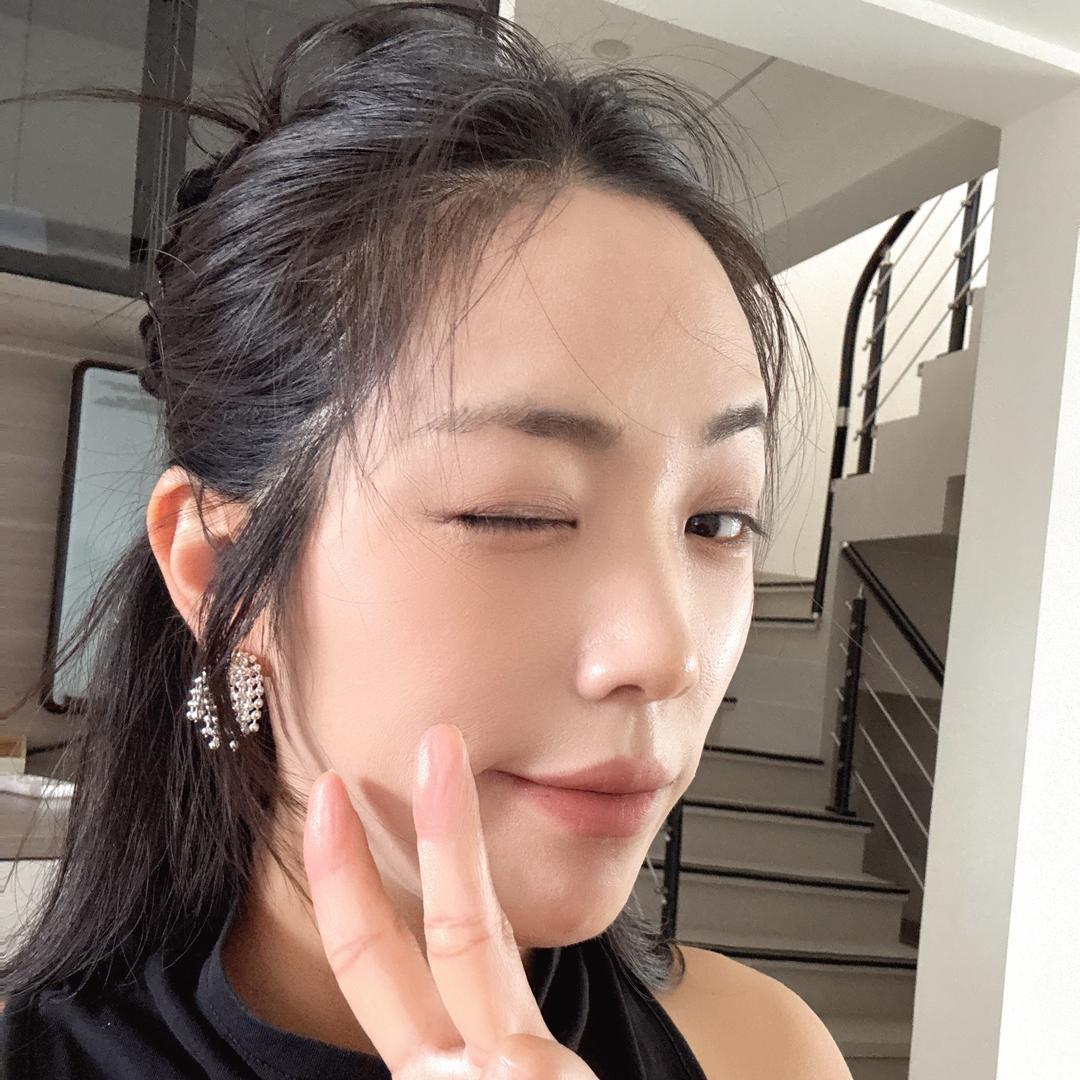 六姊妹家的老六