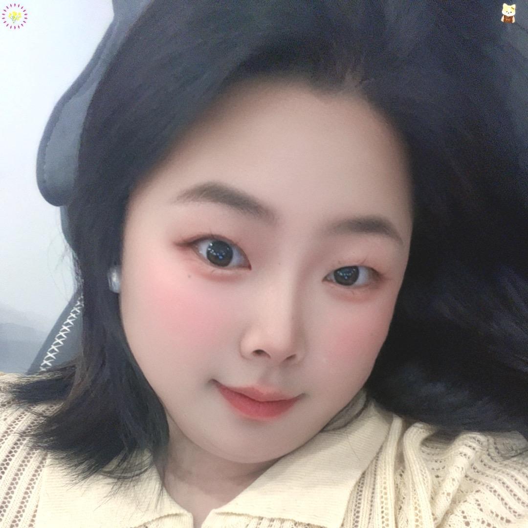 元宝湾垂钓基地老板娘