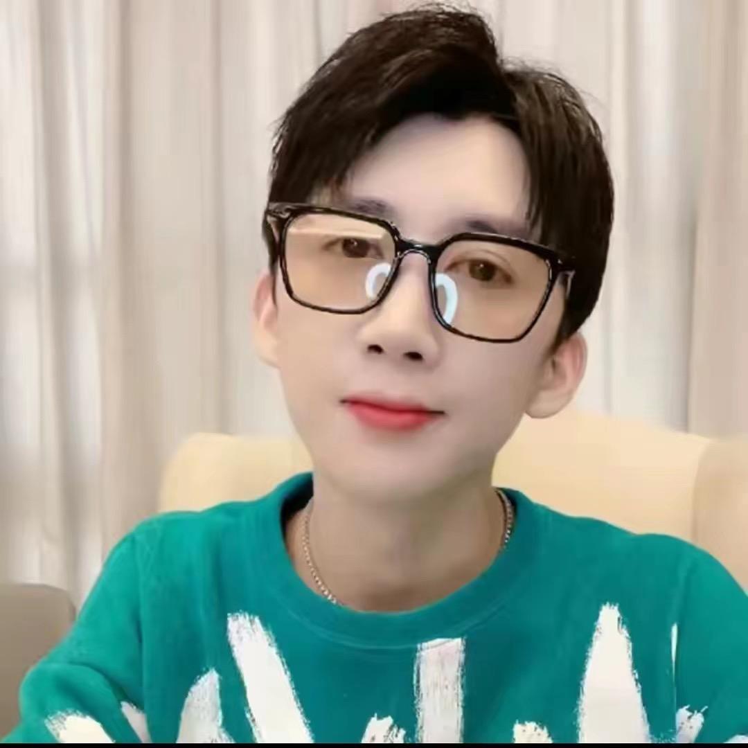 大儿子墨小夏