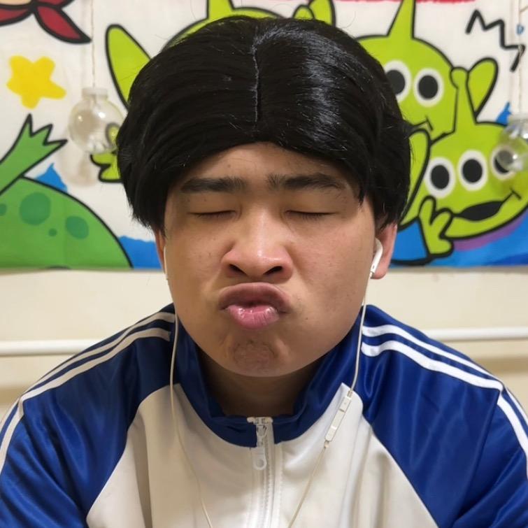 胜坤（盖饭男孩）
