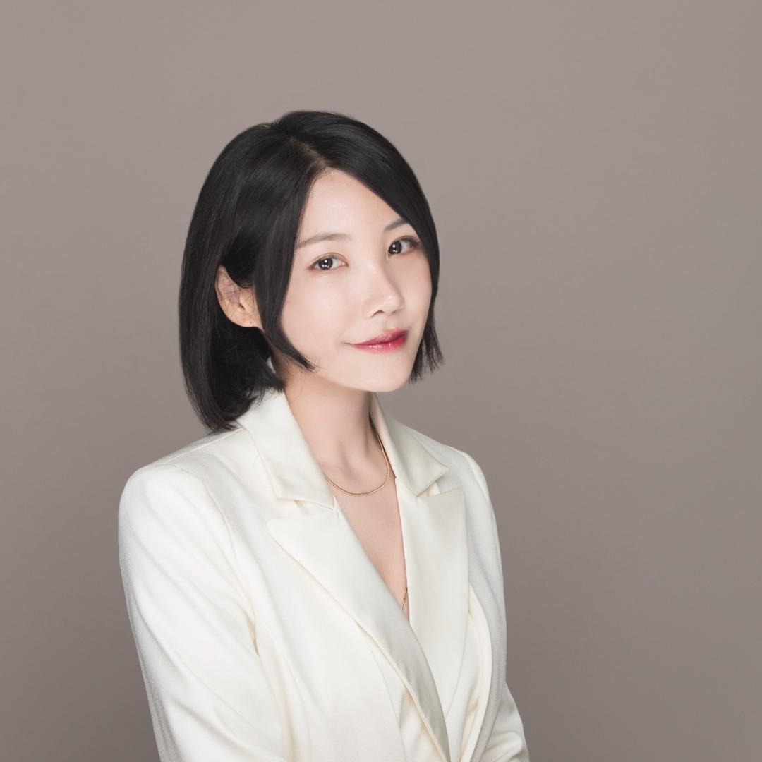 韩国露西