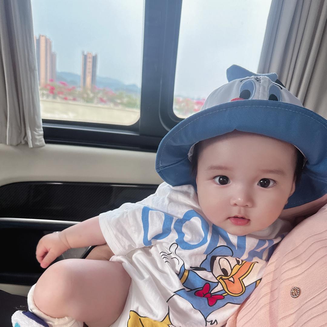 一只小奶乐