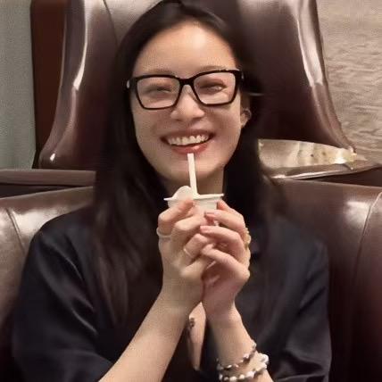 睿丁悦读馆lucky