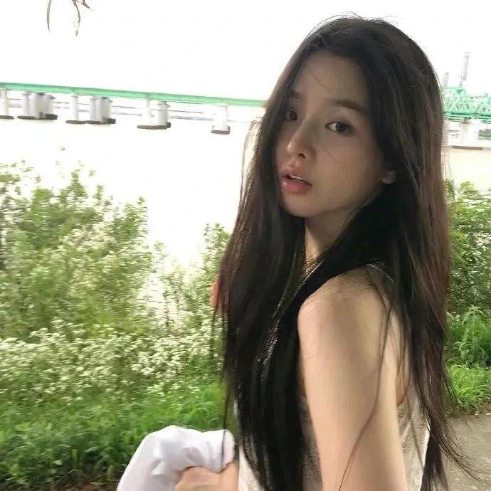 某源
