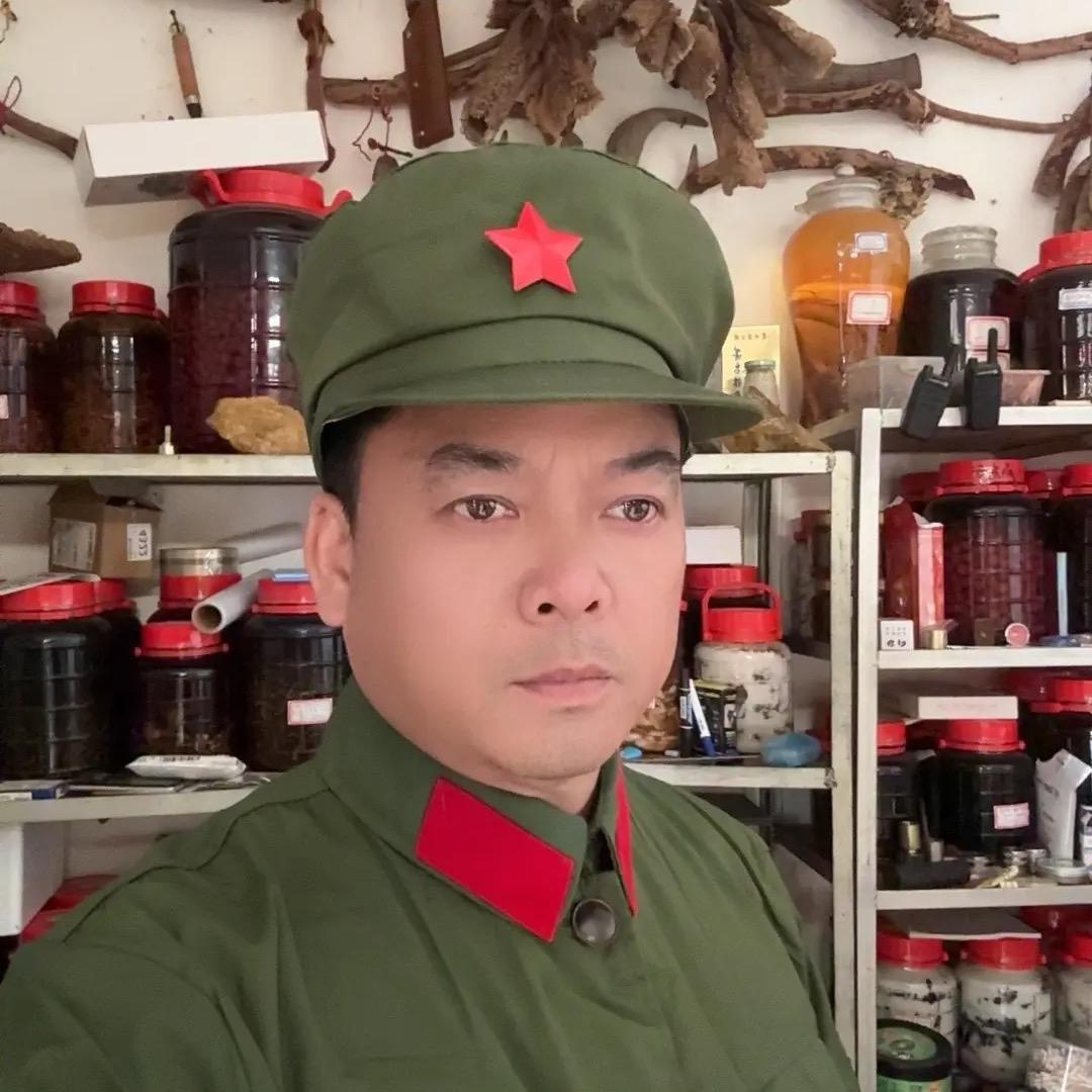 户外蜂神八
