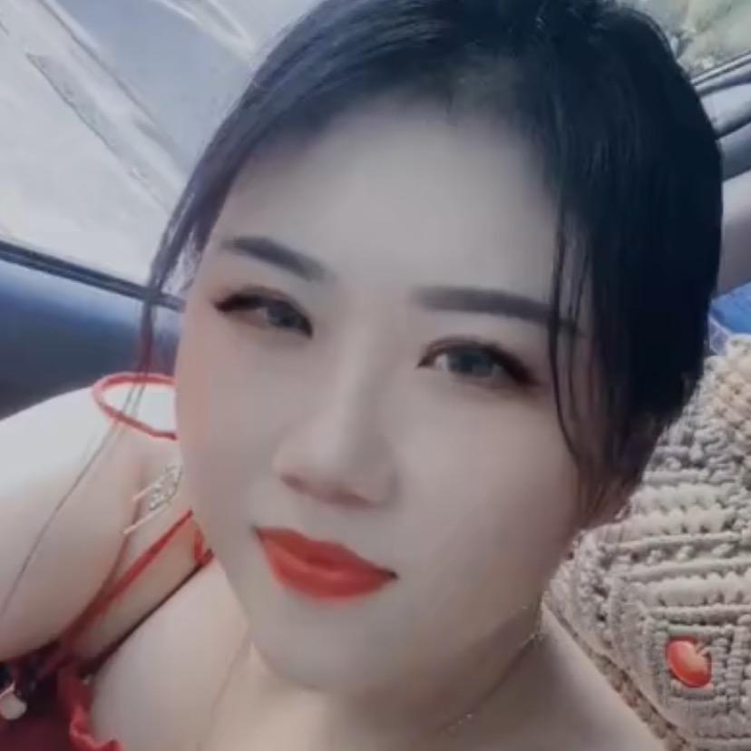 带刺的玫瑰🌹