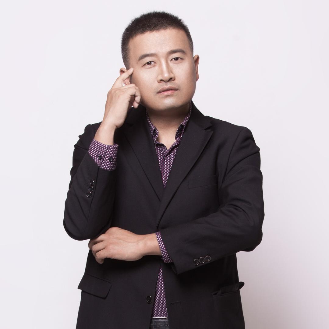刘何健楼讯