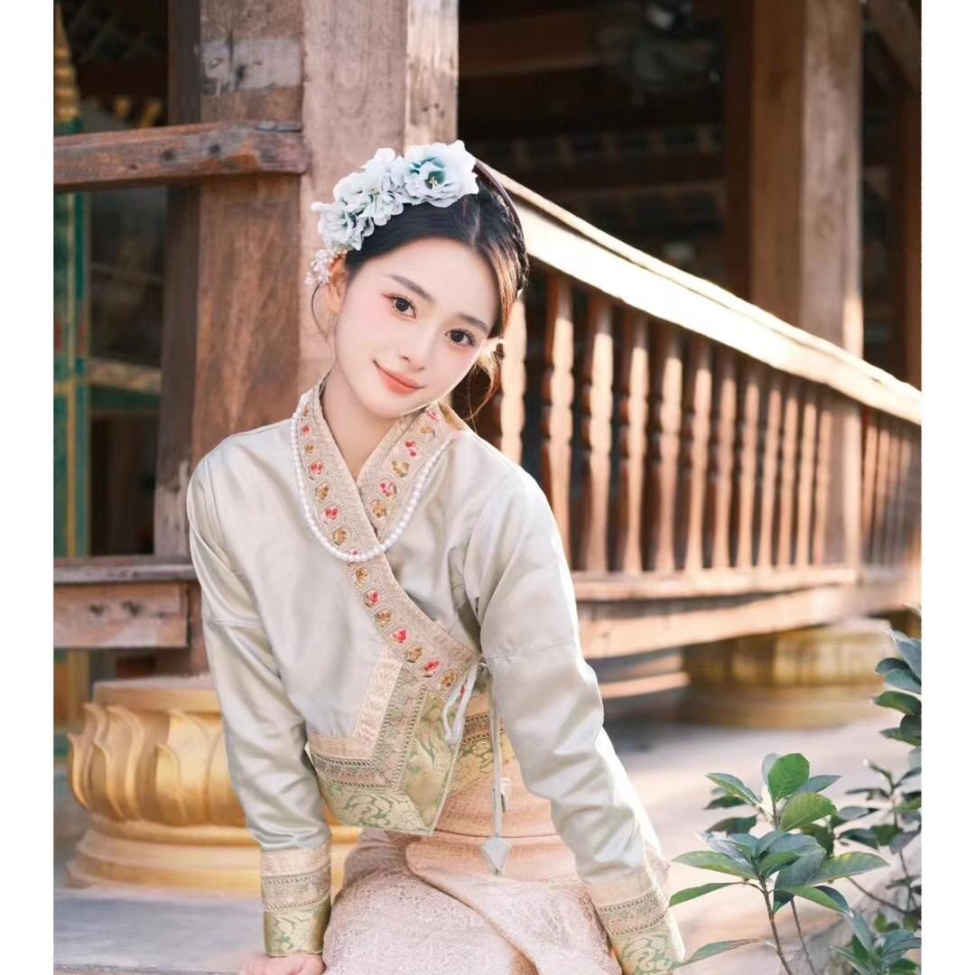勐海勐遮水傣姑娘服装店