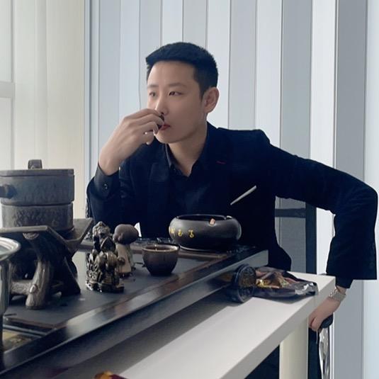 大师兄(变大师团队)