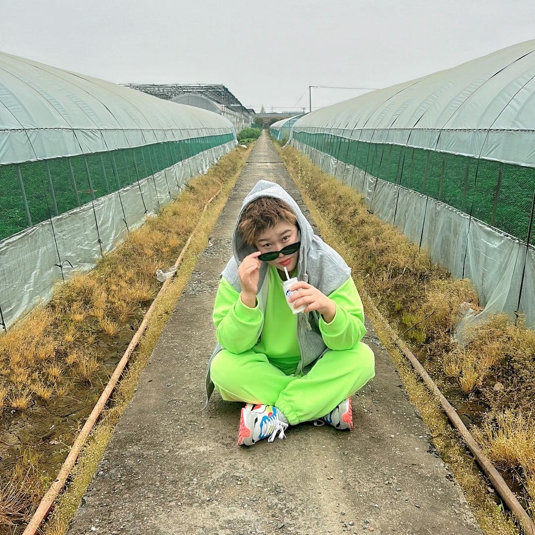 矮……油……喂
